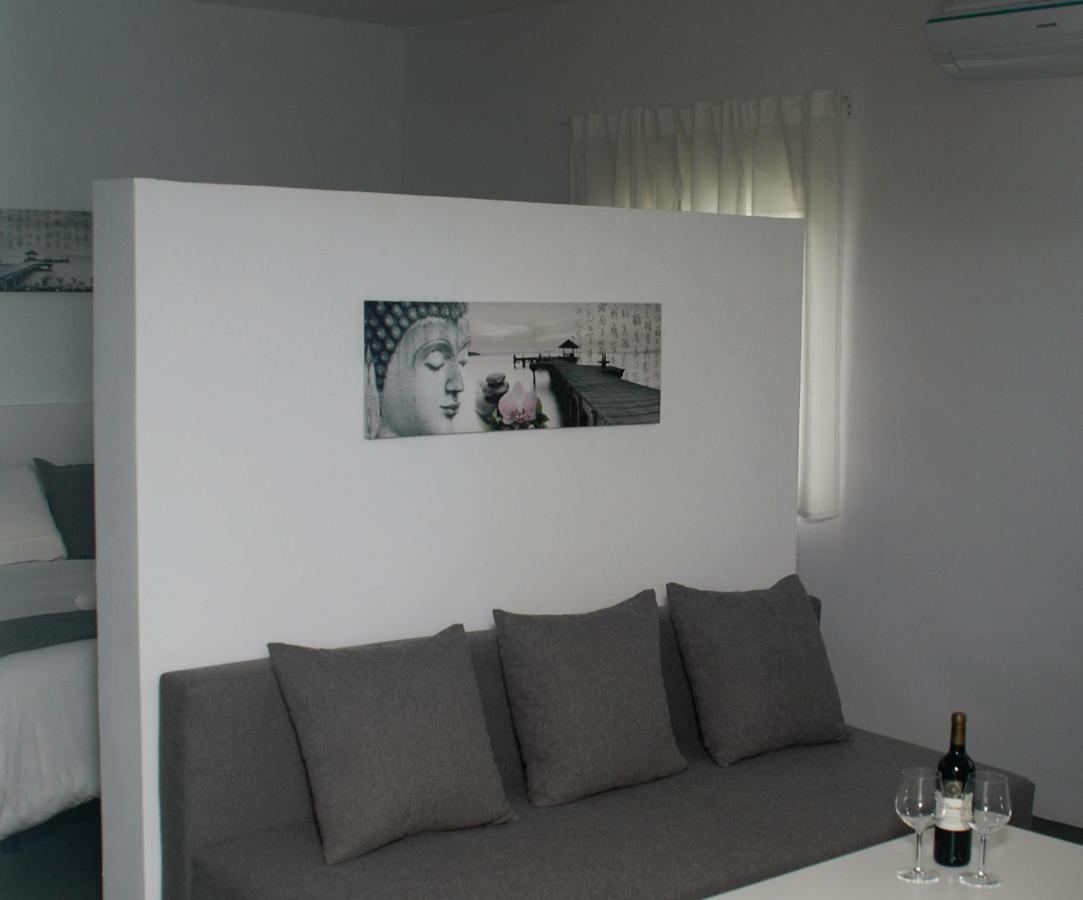 Jingtu Wellness & Spa B&B Comares Dış mekan fotoğraf